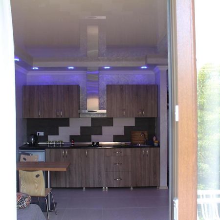 Oldbatumi Apartment Екстериор снимка