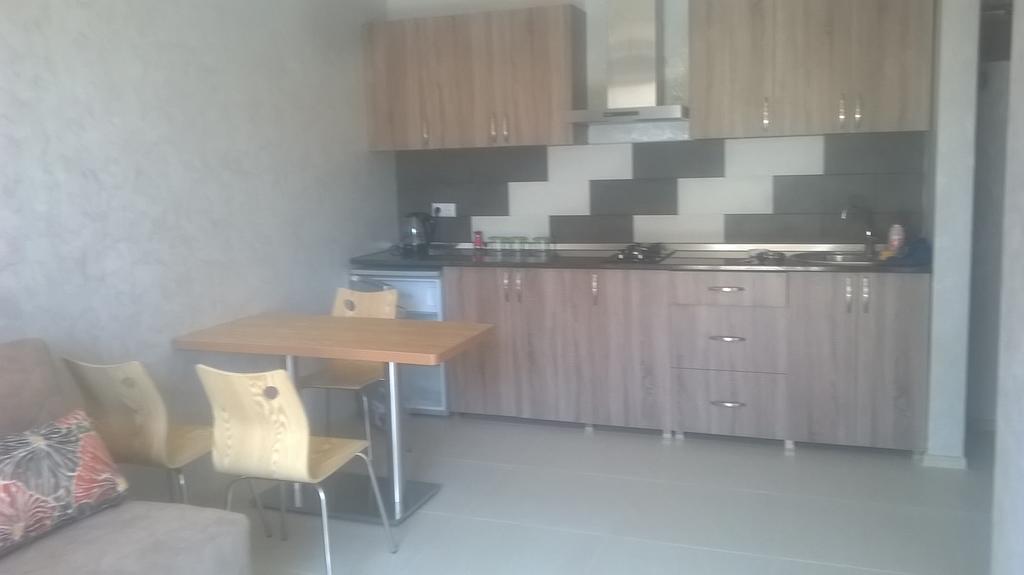 Oldbatumi Apartment Екстериор снимка