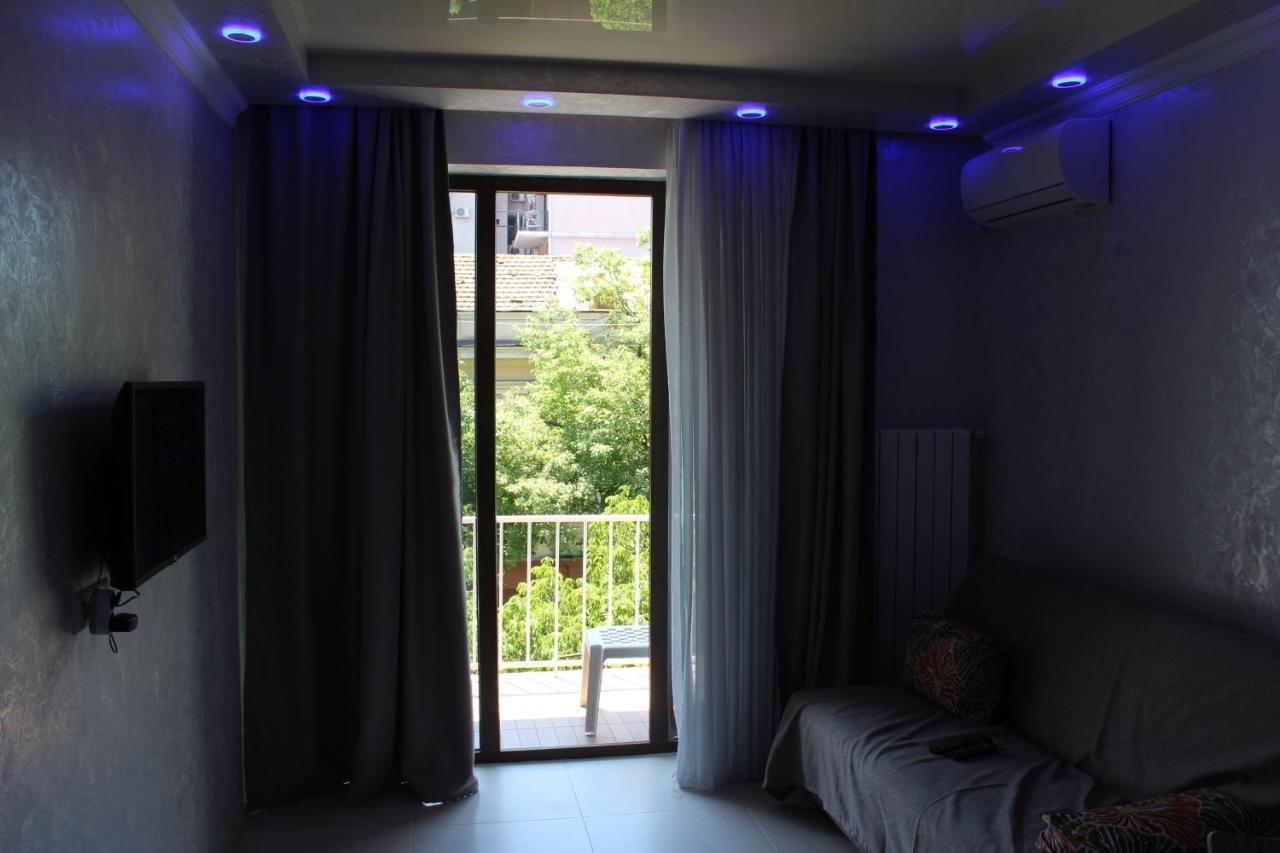 Oldbatumi Apartment Екстериор снимка